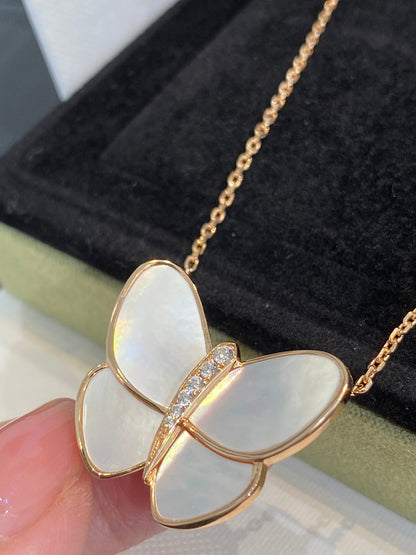 [Camiery]BUTTERFLY GOLD MOP DIAMOND NECKLACE