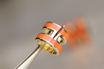 [Camiery]MINI POP H EARRINGS ORANGE
