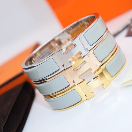 [Camiery]H LIGHT BLUE BRACELET