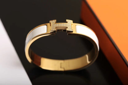 [Camiery]H BRACELET GOLD DIAMOND