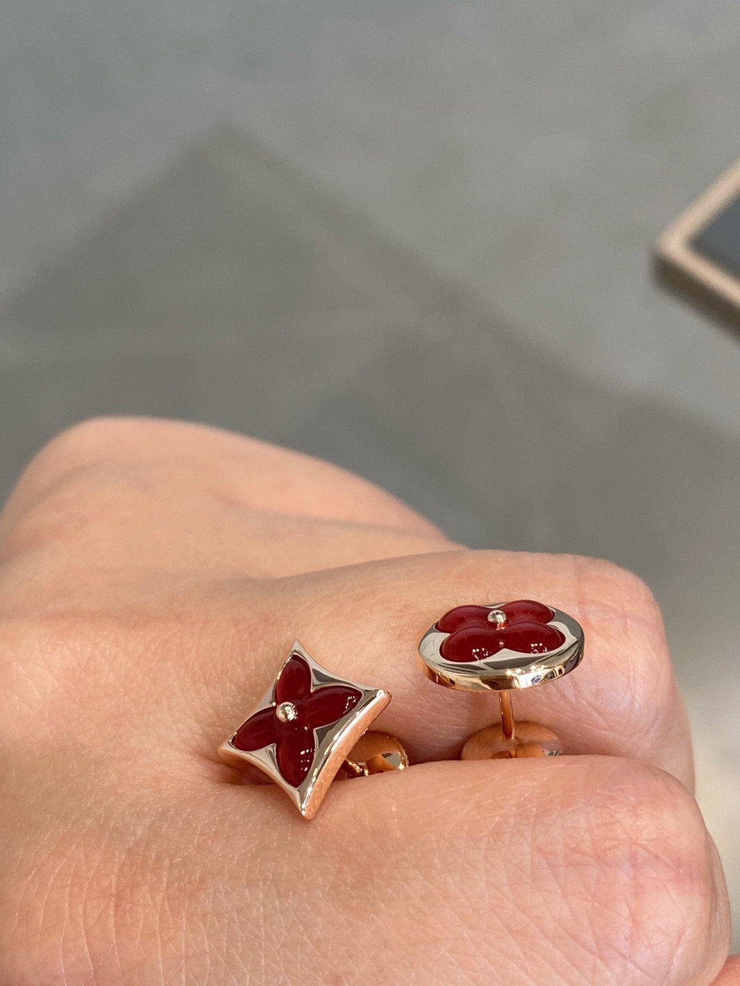 [Camiery]STAR AND SUN PINK GOLD CARNELIAN STUD EARRINGS