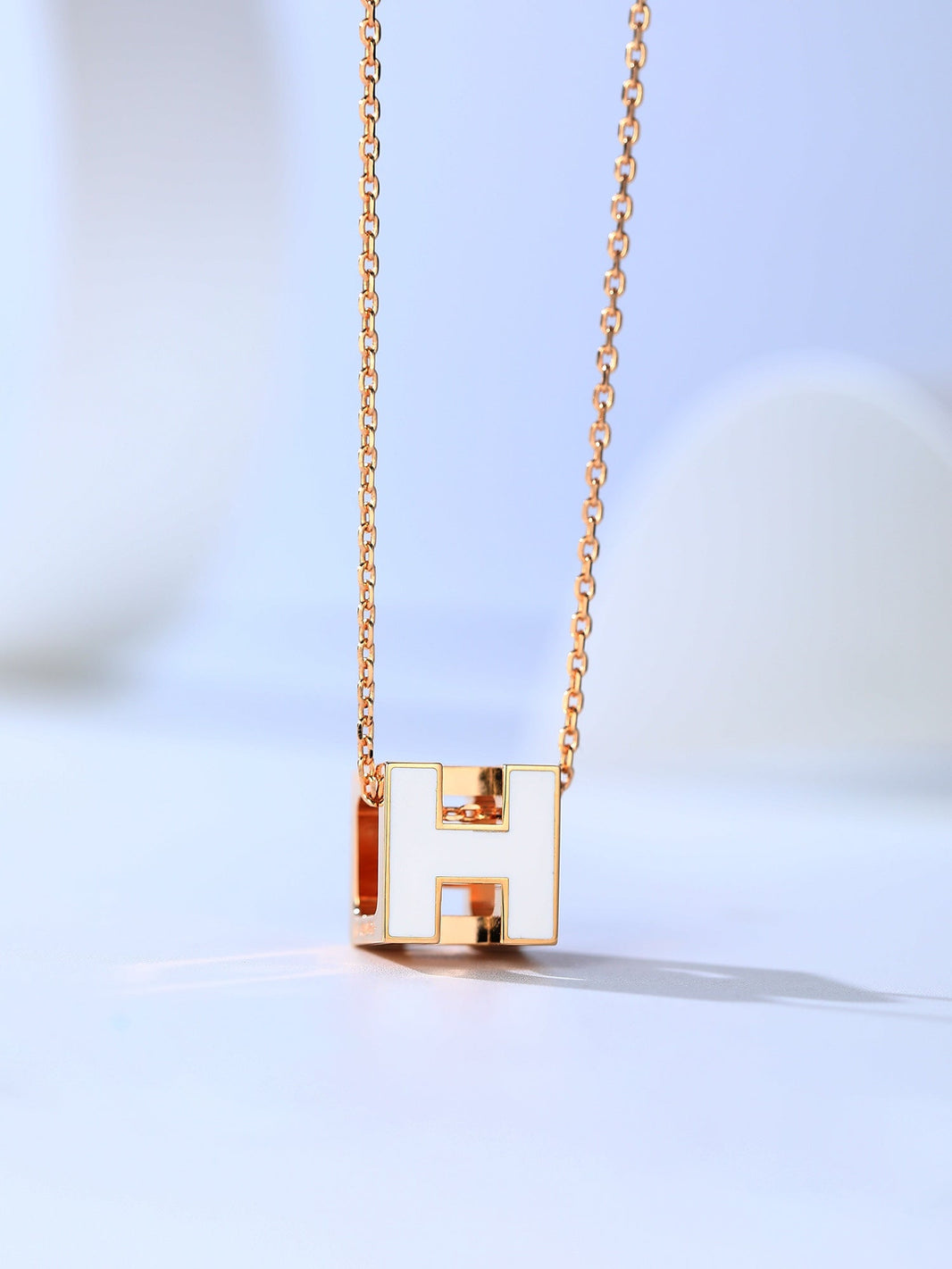 [Camiery]H CAGE PINK GOLD NECKLACE