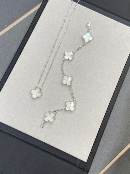 [Camiery]CLOVER WHITE PEARL MOP 5 MOTIF BRACELET COLLECTION