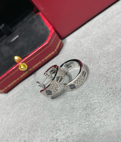 [Camiery] LOVE CERAMIC DIAMOND PAVED SILVER EARRINGS