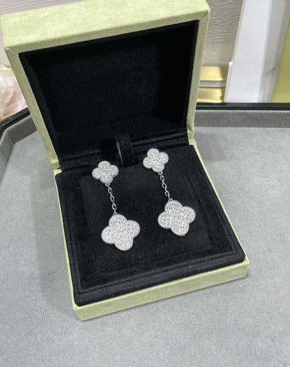[Camiery]CLOVER 2 MOTIFS DIAMOND PAVED SILVER EARRINGS