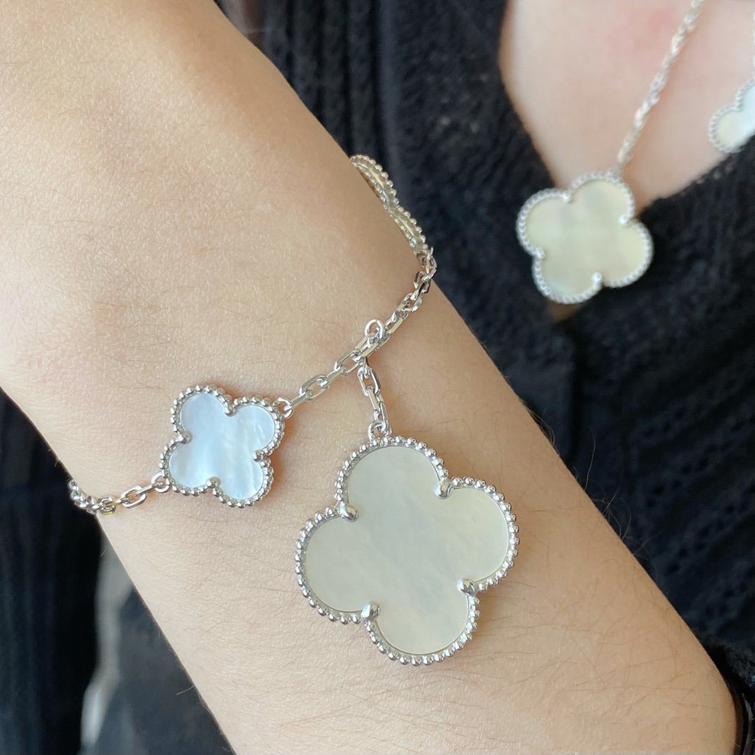 [Camiery]CLOVER 5 MOTIF WHITE MOP SILVER BRACELET