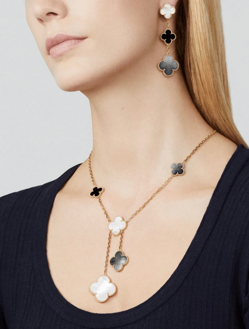 [Camiery]CLOVER 3 MOTIF MOP ONYX DARK MOP PINK GOLD EARRINGS