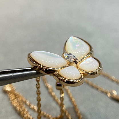 [Camiery]BUTTERFLY MOP DIAMOND NECKLACE