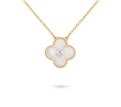 [Camiery]CLOVER 15MM CHRISTMAS LIMITED EDITION SINGLE FLOWER NECKLACE