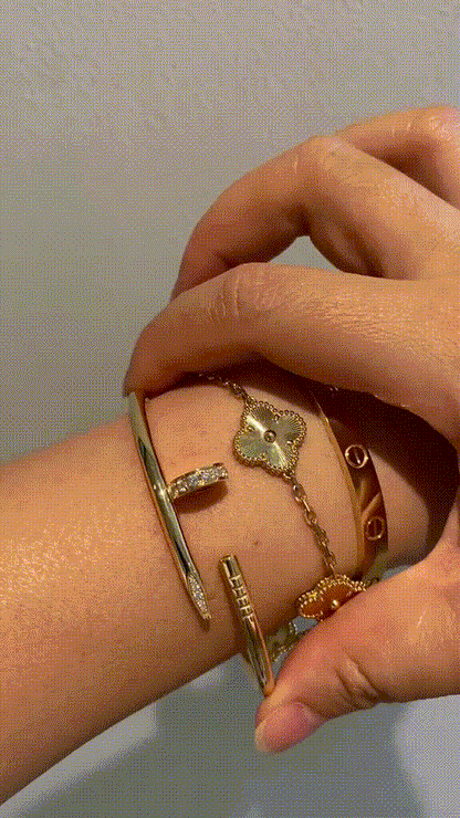 [Camiery] Clover & Love & Juste 3-Piece Gold Bracelet Stack Set