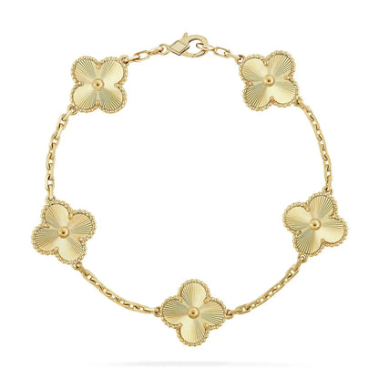[Camiery] CLASH & Clover Laser 5-Motif & LOVE Brushed Bracelet Stack Set