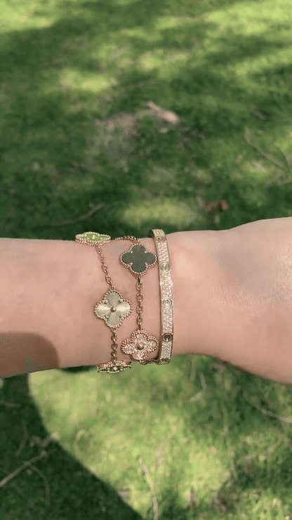 [Camiery]Clover Laser  Pulsar Stone 5-Motif & LOVE Diamond-Paved Bracelet Stack Set