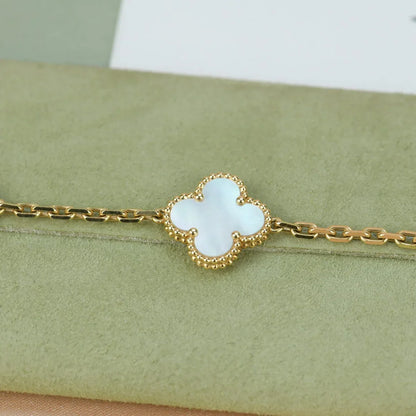[Camiery]CLOVER WHITE PEARL MOP 5 MOTIF BRACELET COLLECTION