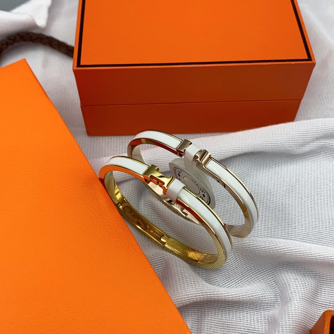 [Camiery]CLASSIC HM CLIC WHITE 8MM ENAMEL BRACELET