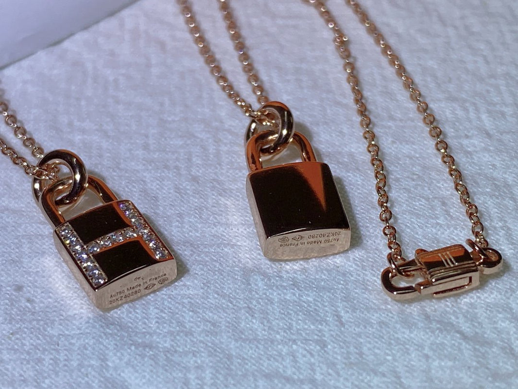 [Camiery]HM ADVANCED NICHE LOCK HEAD NECKLACE DIAMONDS