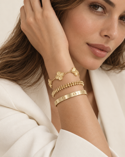 [Camiery] CLASH & Clover Laser 5-Motif & LOVE Brushed Bracelet Stack Set
