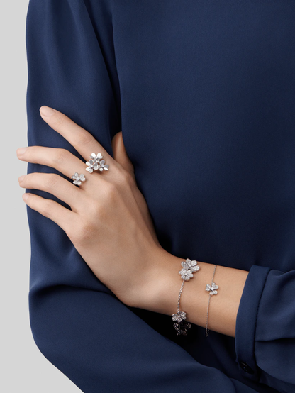 [Camiery]FRIVOLE SILVER FLOWER DIAMOND BRACELET