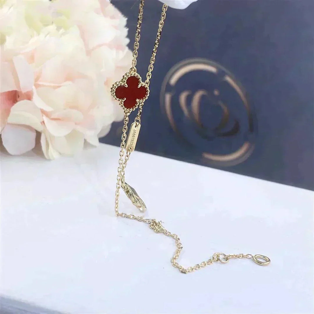 [Camiery]CLOVER  CARNELIAN SINGLE FLOWER BRACELET