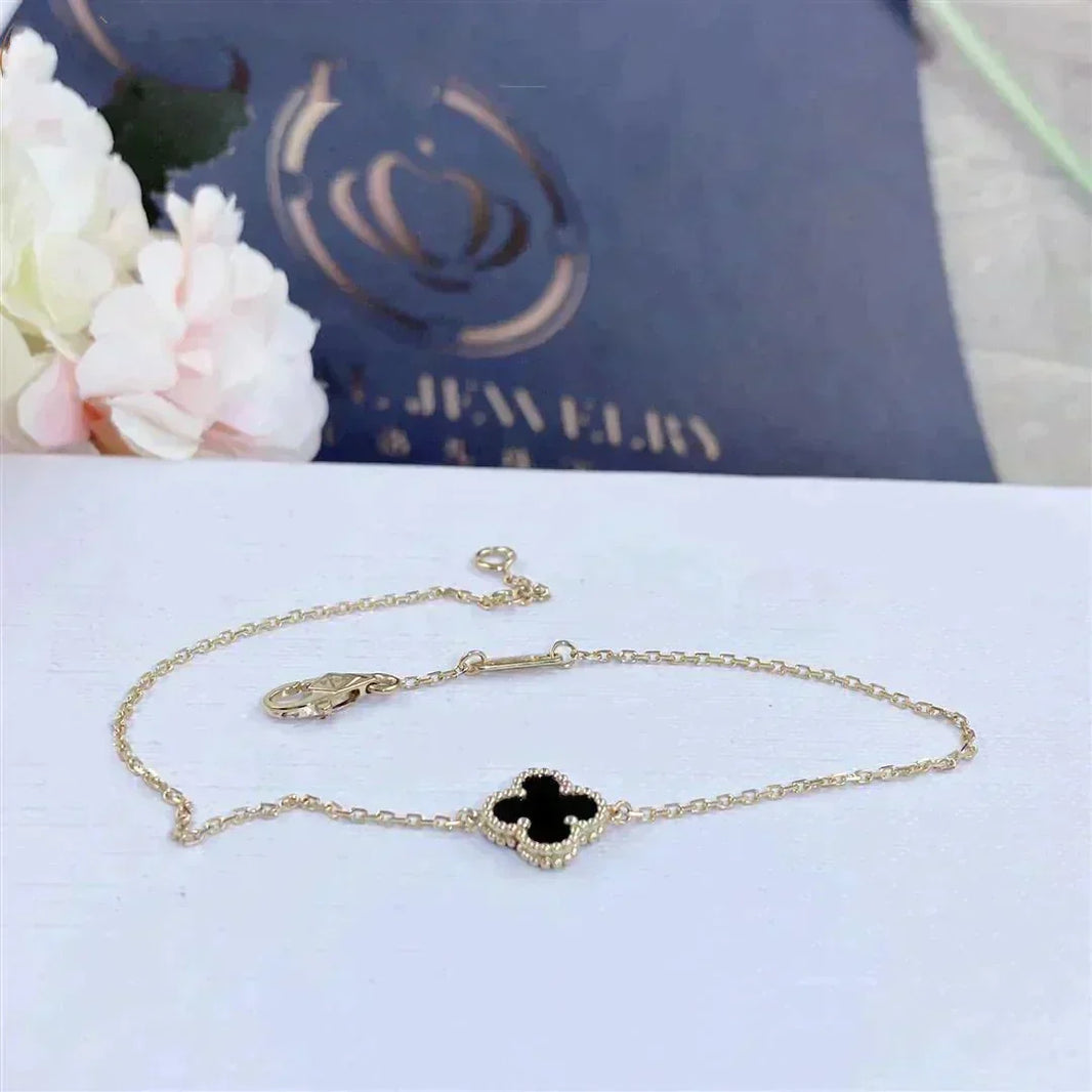 [Camiery]CLOVER ONYX SINGLE FLOWER BRACELET
